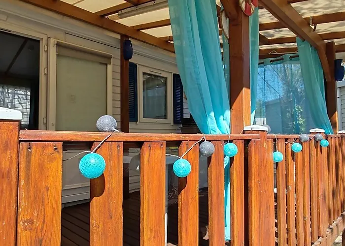 Toad&frog, Le Spot Fun D'agde En Bord De Кемпинг *