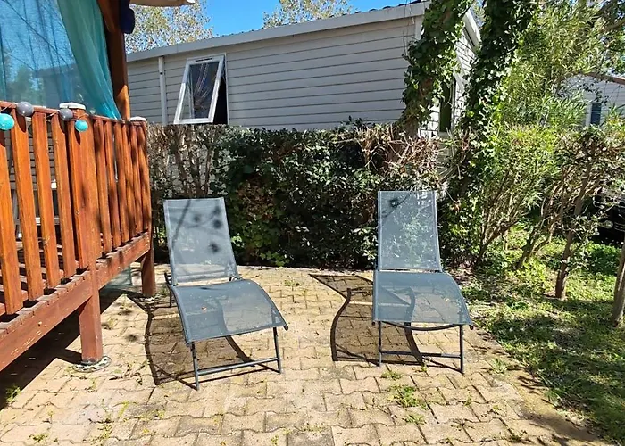 Toad&frog, Le Spot Fun D'agde En Bord De Кемпинг Агд